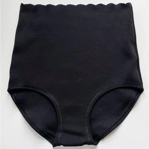 Maternity & Postpartum Support Bloomers - Scallop Edge Black Size Large